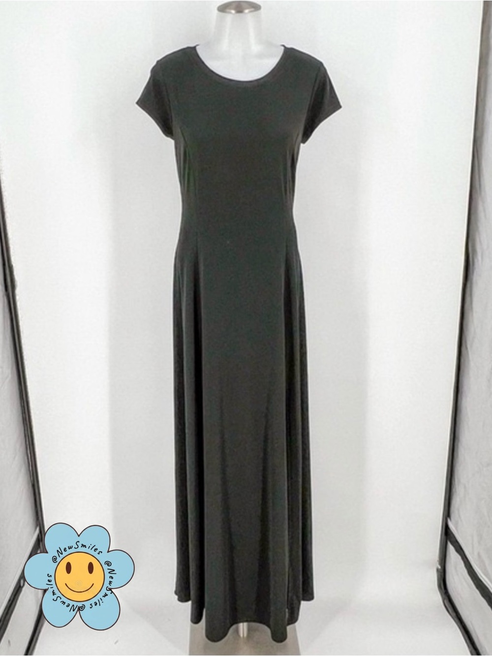 Michael Kors ~ Black Evening Dress ~ Xtra-Small ~ Knee Height Slit on Left ~ NWT